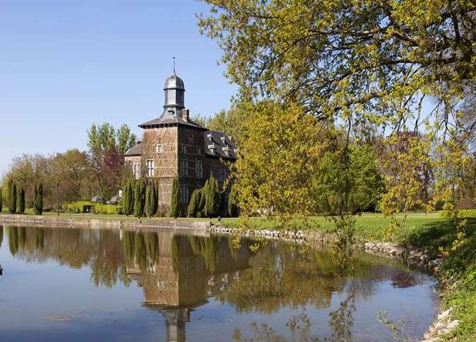 Kasteel Rullingen, Belgium, Belgium